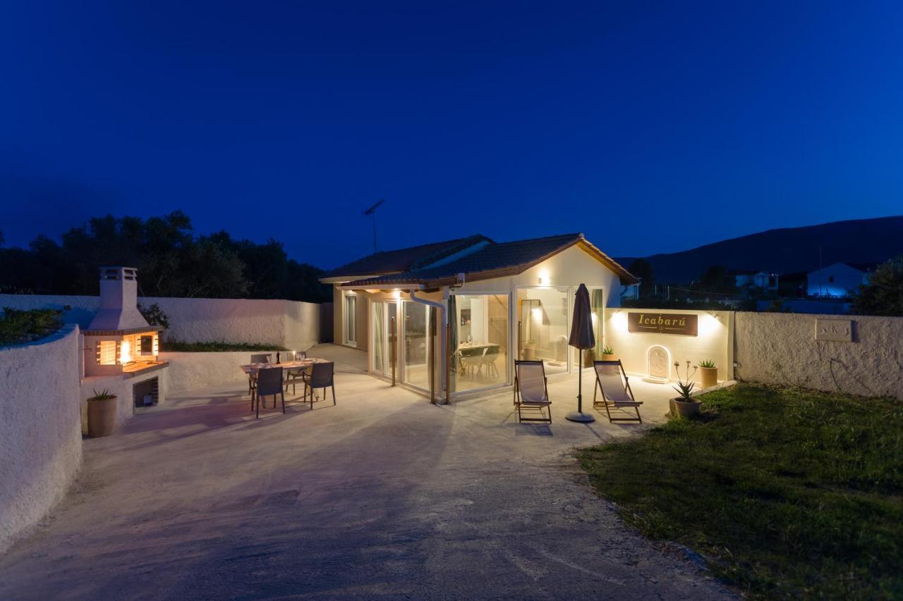 Icabaru Zante Holiday House Agrilia エクステリア 写真