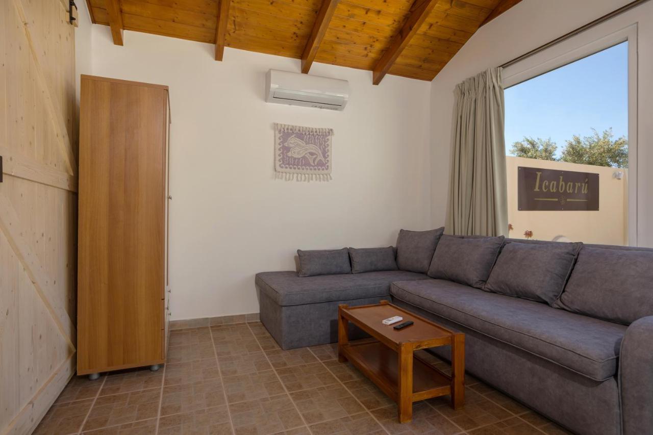 Icabaru Zante Holiday House Agrilia エクステリア 写真